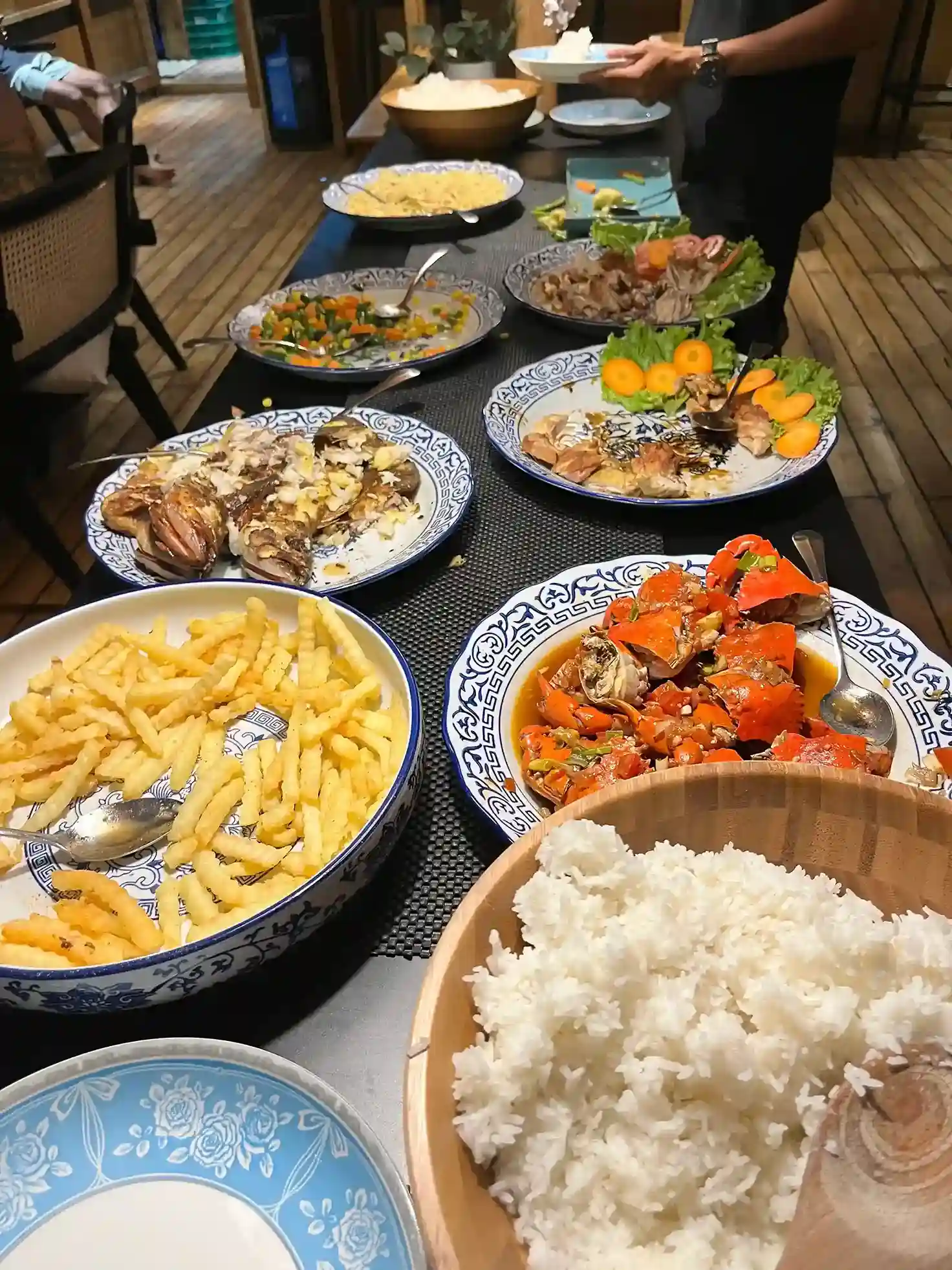 Pinta Liveaboard 2027 Food Guide: Menus and Dietary Options Onboard